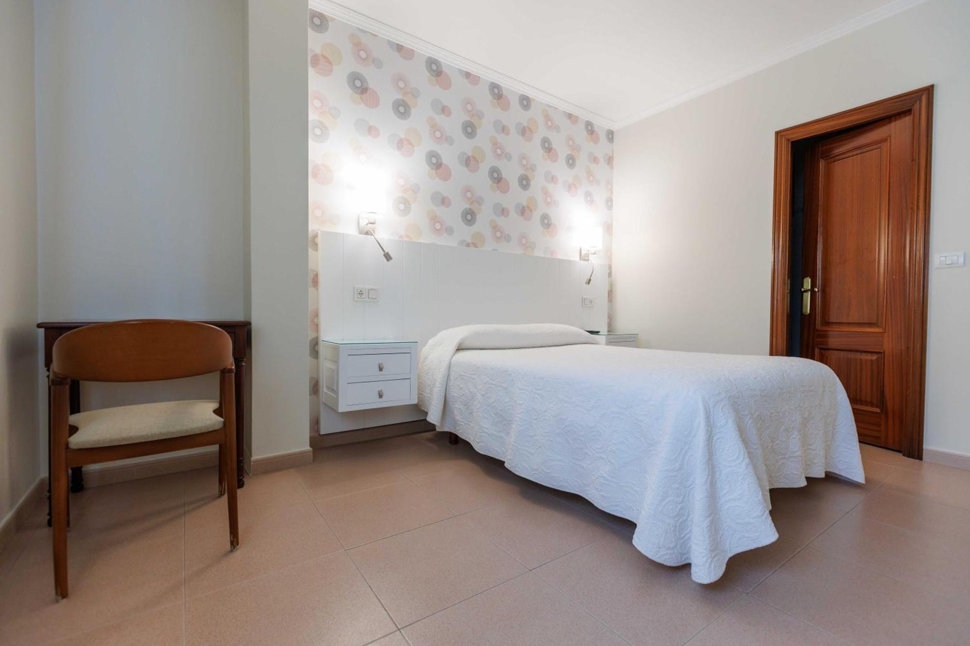 Hotel O Cruceiro Caldas De Reis Buitenkant foto