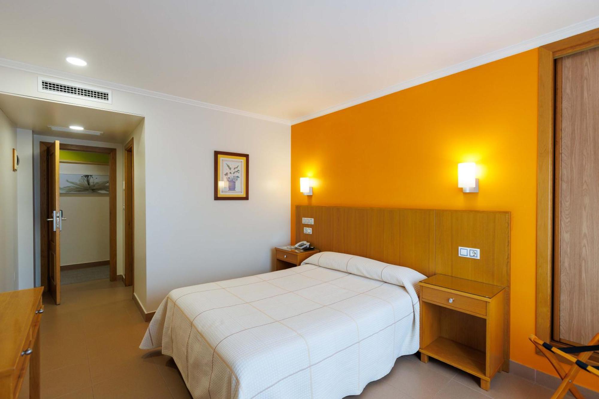 Hotel O Cruceiro Caldas De Reis Buitenkant foto